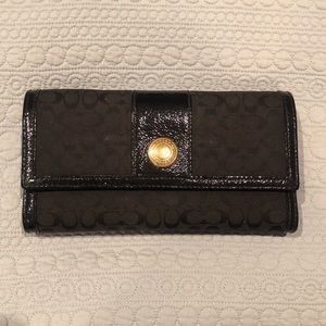 COACH WALLET with check sleeve